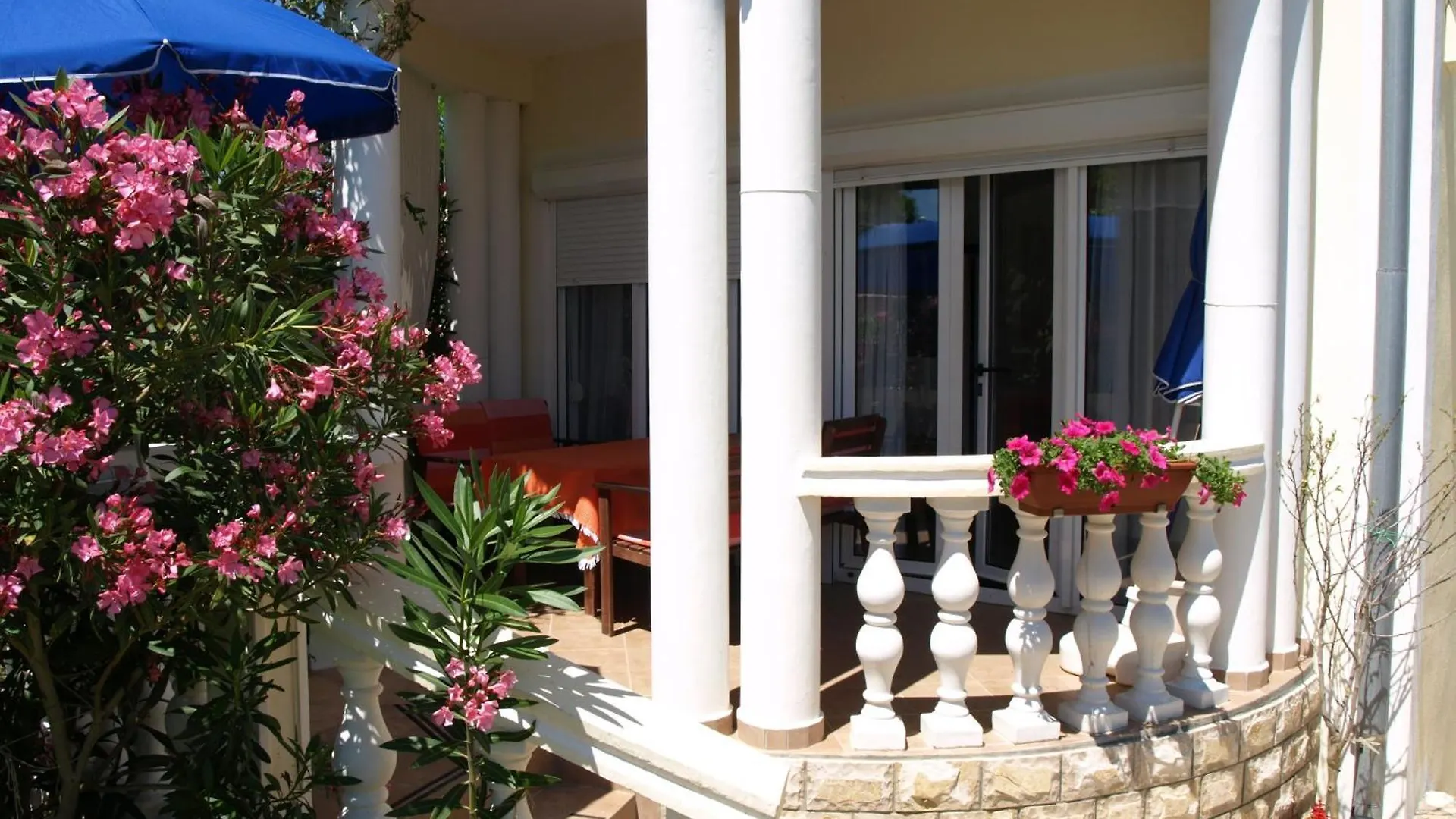 Apartamento Studios Lav Privlaka  Croacia
